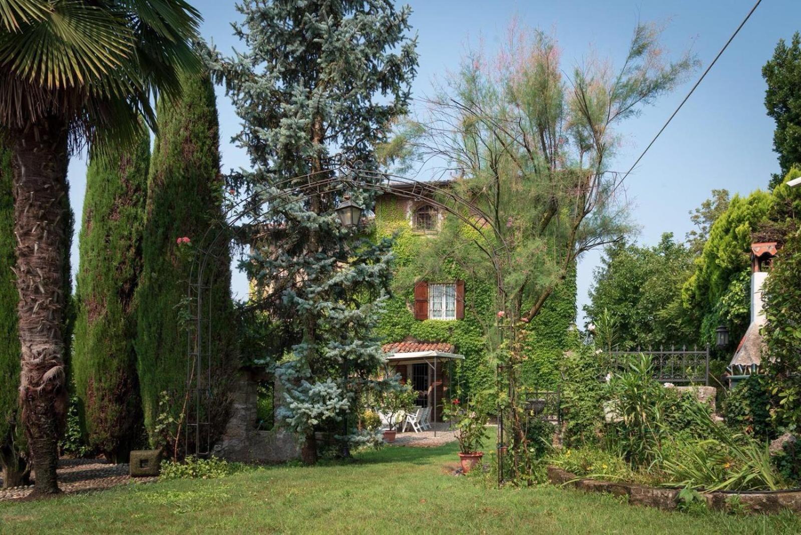 Bed and Breakfast Torre De Salis Gussago Екстер'єр фото